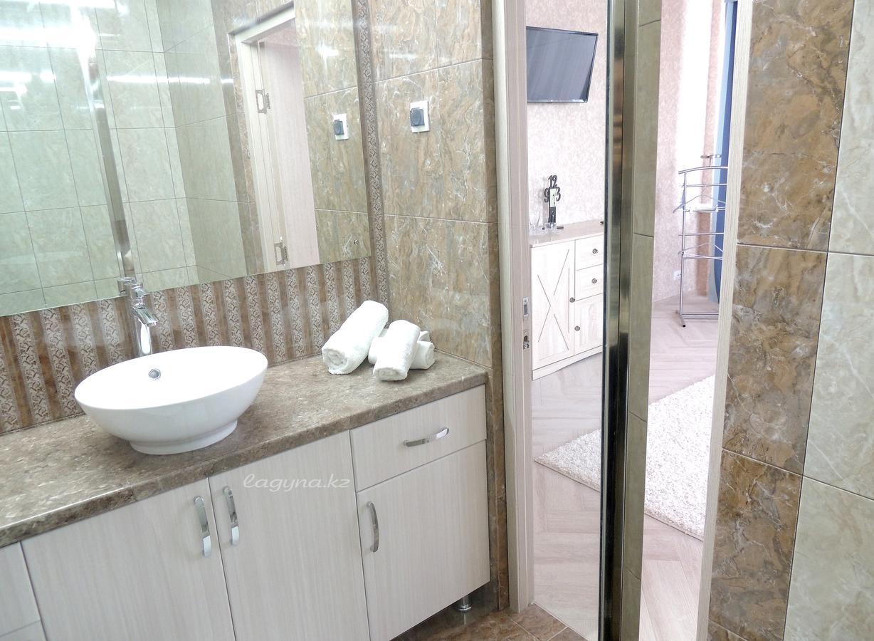 Laguna Hotel Kostanai Cameră foto
